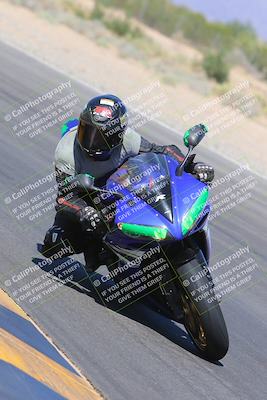 media/Oct-01-2023-SoCal Trackdays (Sun) [[4c570cc352]]/Turn 7 Inside (11am)/